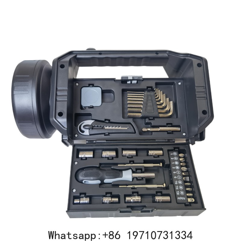 Set 2-in-1 Lanterna da Campegg - Kit Power Tools recensione e prezzo